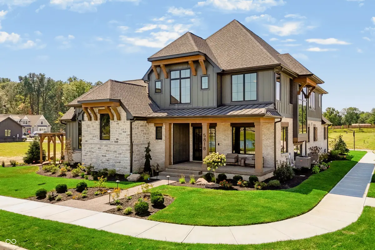 5818 Marvie Dr, Zionsville, IN 46077 - #1