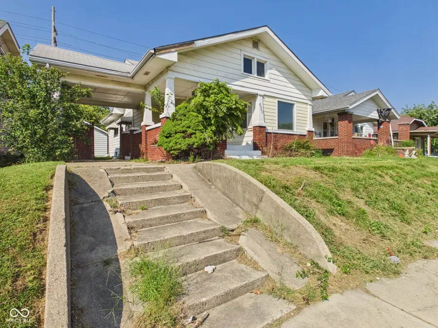 620 E 29th Street, Anderson, IN 46016 - #3