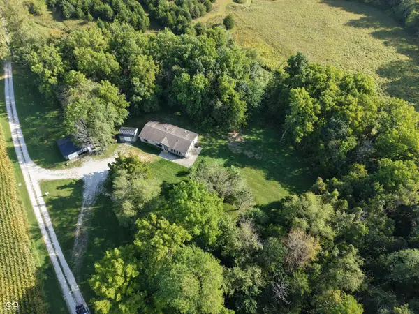 6890 E County Road 800 N, Bainbridge, IN 46105