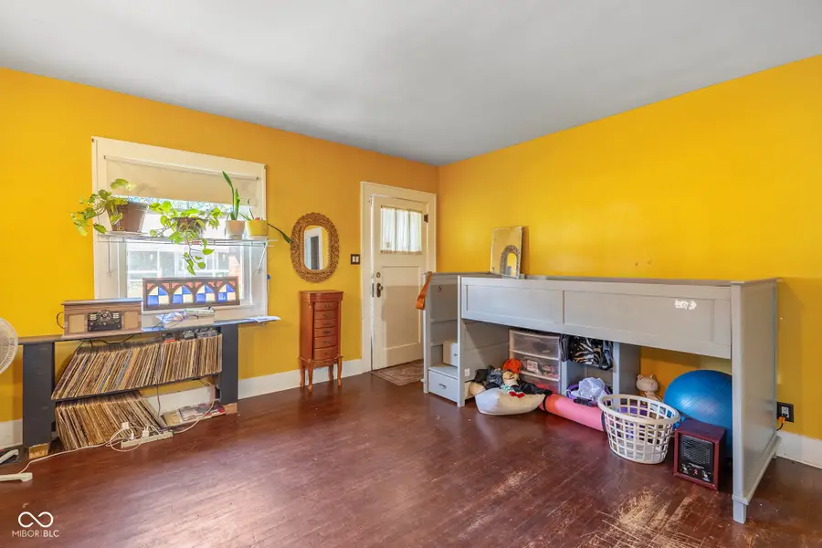 989 E Morgan Street, Martinsville, IN 46151 - #3