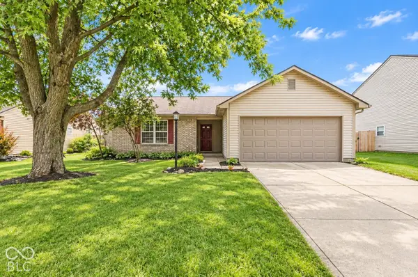 18084 Sanibel Circle, Westfield, IN 46062