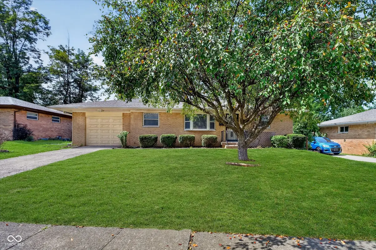 4416 Lesley Avenue, Indianapolis, IN 46226 - #1