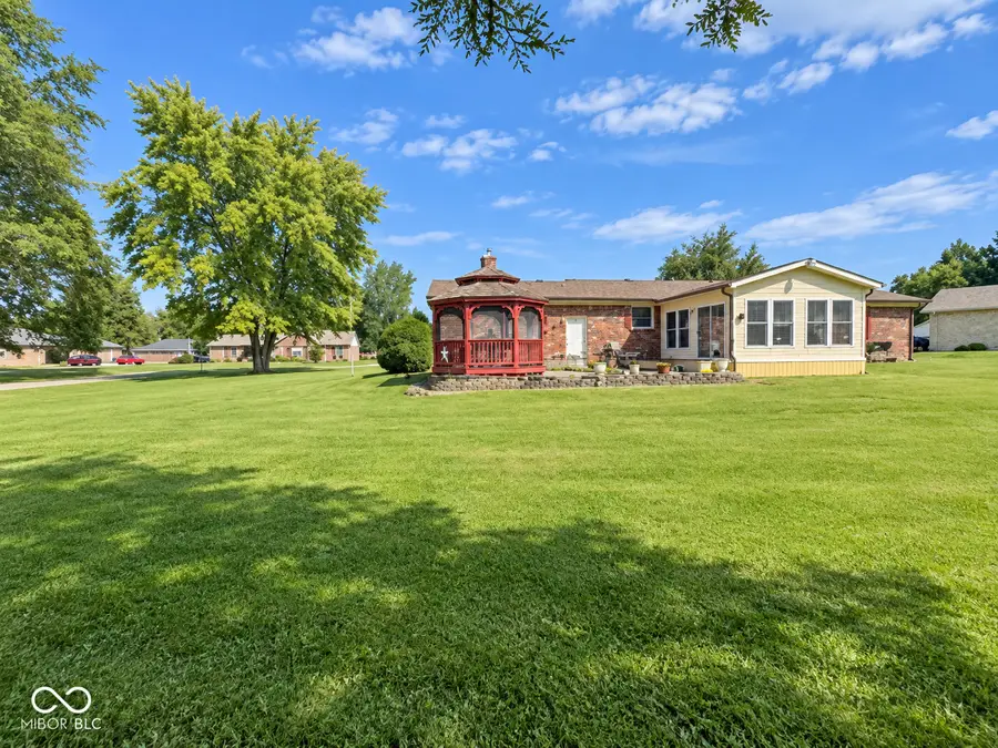 219 N Hickory, Fairland, IN 46126 - #2