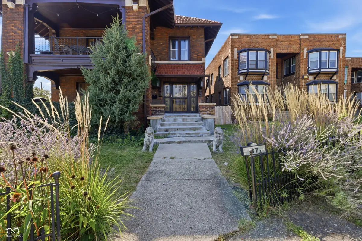 37 W Fall Creek Parkway South Drive, Indianapolis, IN 46208 - #1