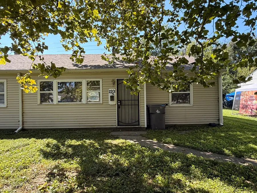 2201 Admiral Drive, Indianapolis, IN 46219 - #2
