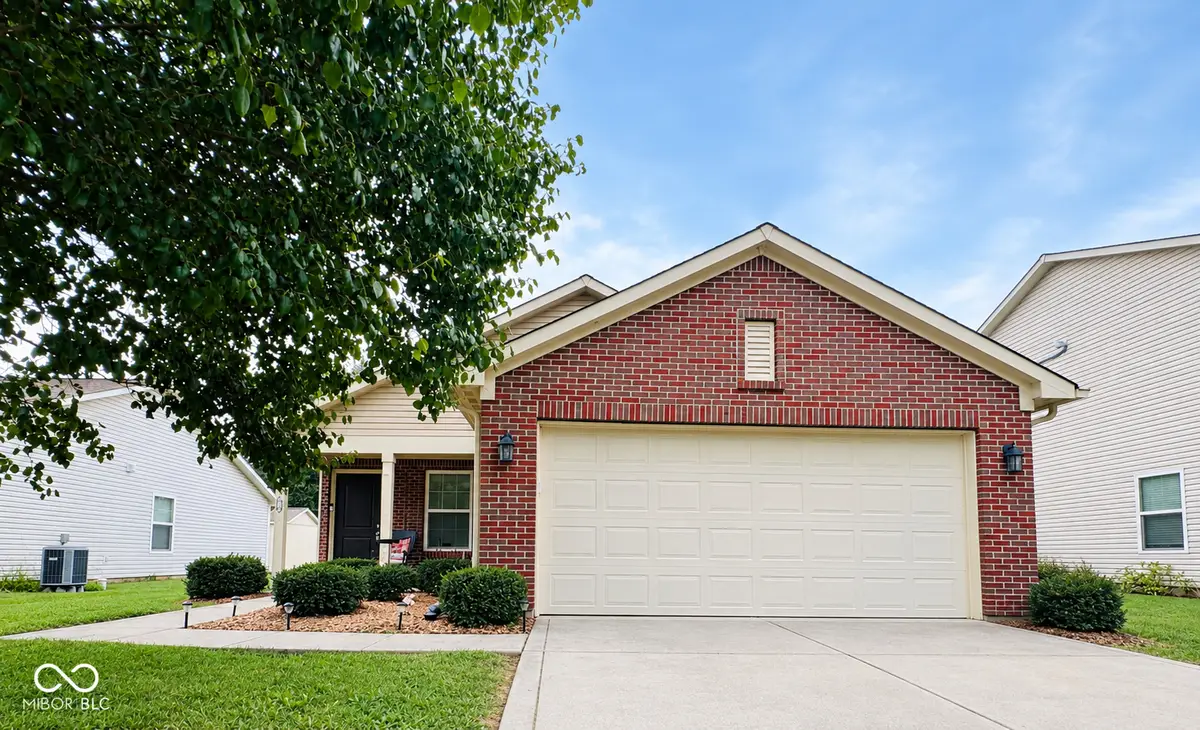 155 Thistlewood Drive, Greenfield, IN 46140 - #1
