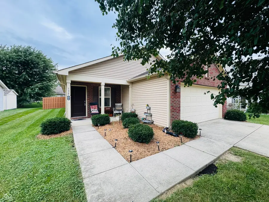 155 Thistlewood Drive, Greenfield, IN 46140 - #2