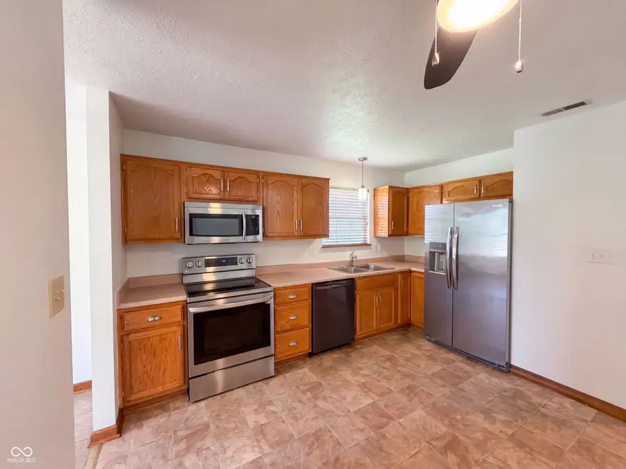 10048 Ironway Drive, Indianapolis, IN 46239 - #2