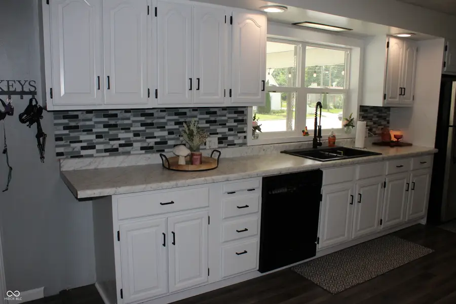 675 E U.s. Highway 40, Brazil, IN 47834 - #3