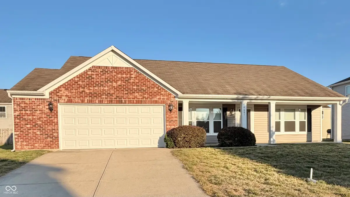 4687 Westchester Drive, Columbus, IN 47203 - #1
