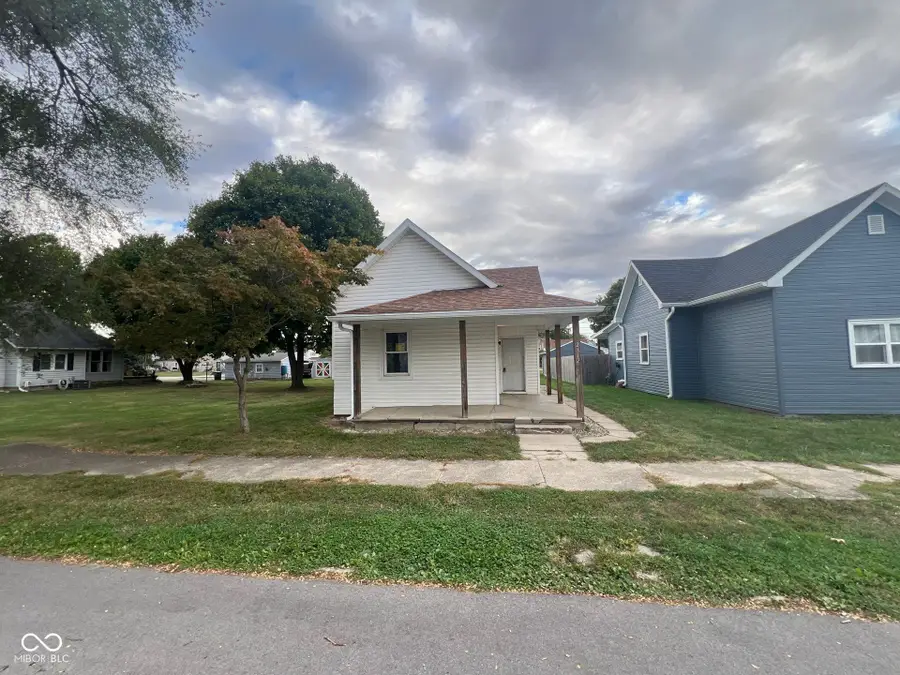 2312 S B Street, Elwood, IN 46036 - #3