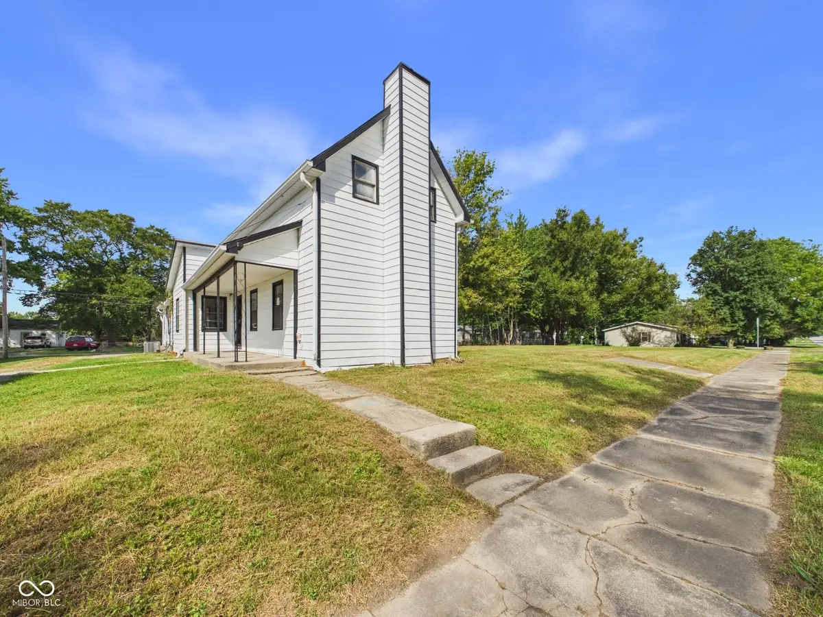 706 Walnut Street, Frankton, IN 46044 - #1
