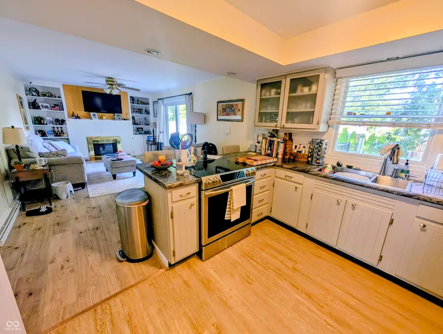 3910 Lantern, Columbus, IN 47203 - #3