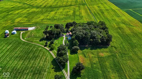 1499 Division Road, Franklin, IN 46131