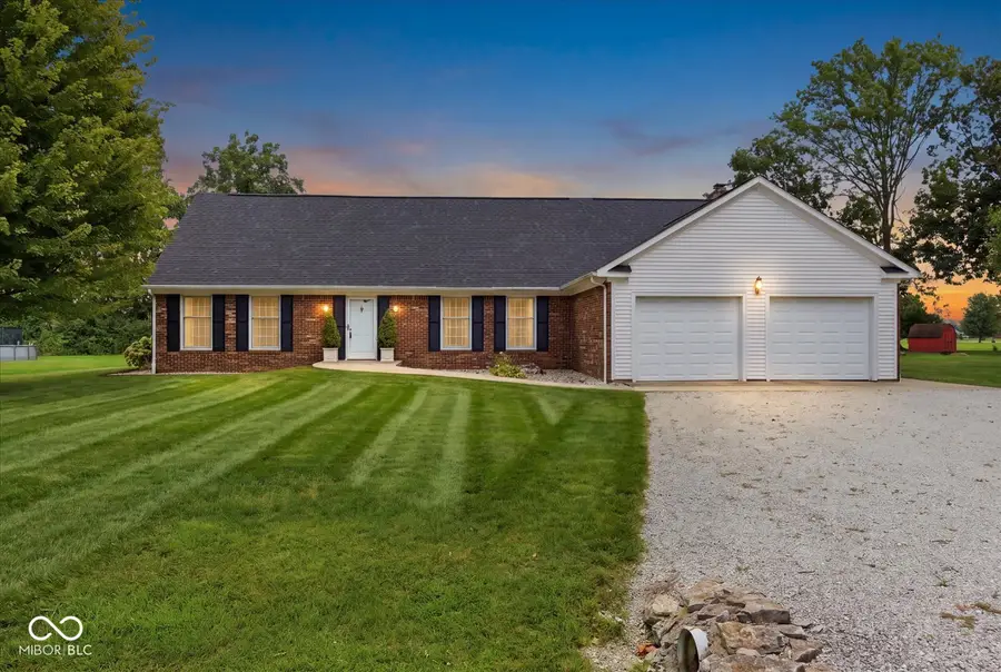 8878 N Timberlane, Fountaintown, IN 46130 - #2