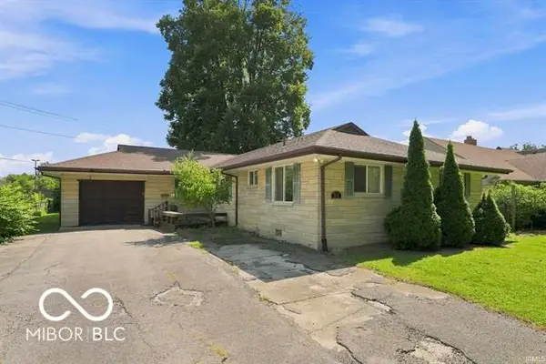 912 N Warwick Drive, Muncie, IN 47304