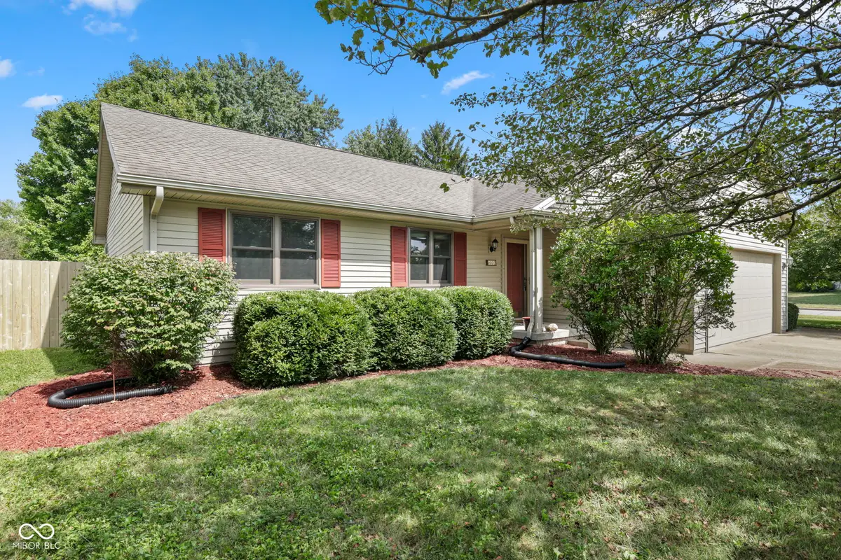6002 Kennesaw Trail, Columbus, IN 47203 - #1
