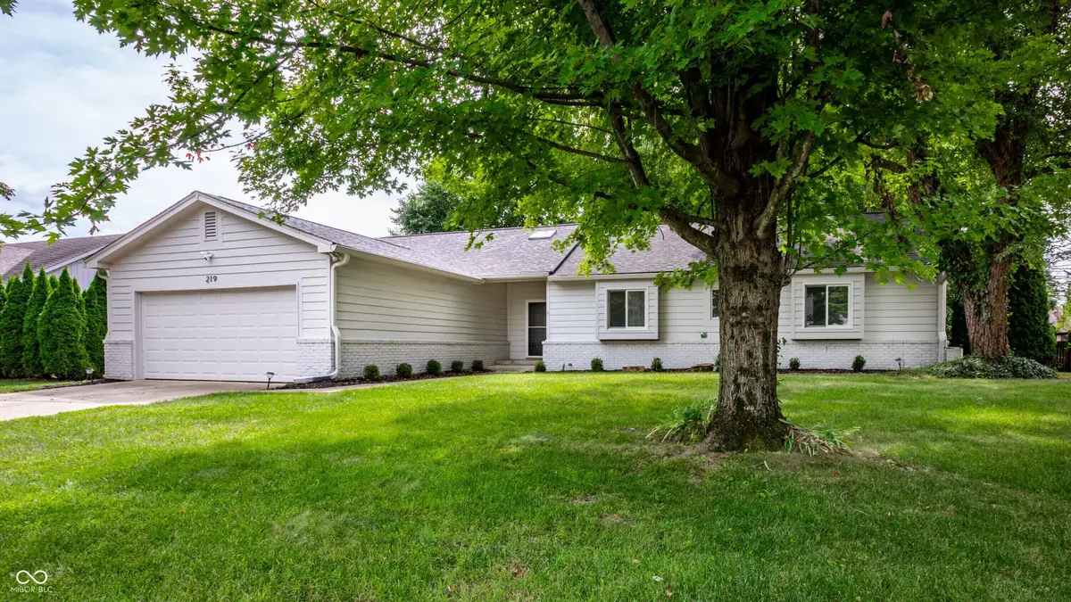 219 Andover Lane, Noblesville, IN 46060 - #1