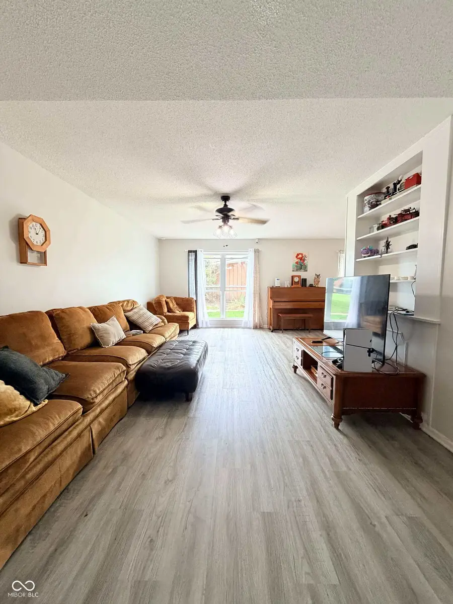 5038 Allisonville Road #B, Indianapolis, IN 46205 - #3