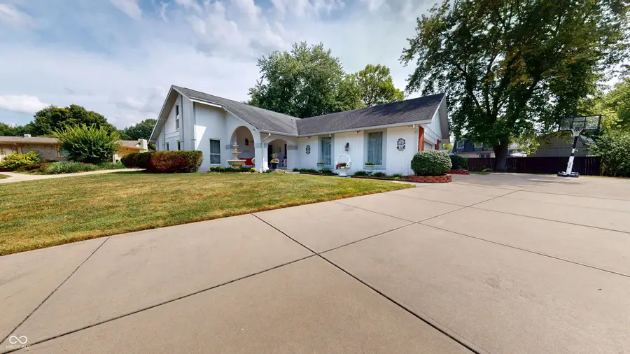 611 Sun Valley Court, Indianapolis, IN 46217 - #3