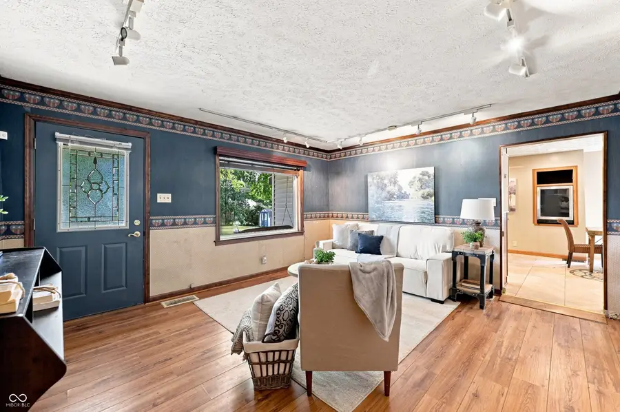 261 York Avenue, Clayton, IN 46118 - #3