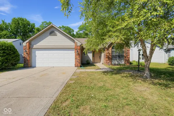1102 Winding Hart Drive, Indianapolis, IN 46229