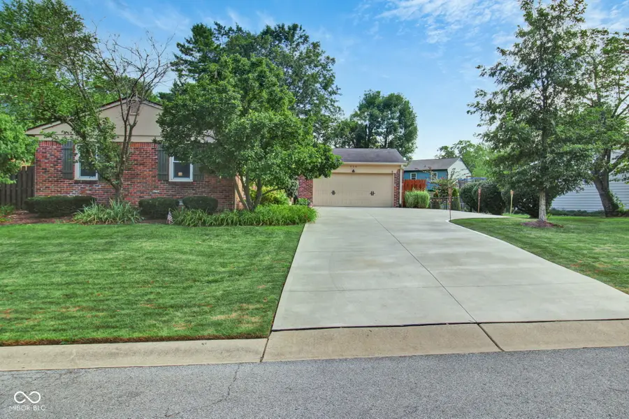 820 Hickory Way, Noblesville, IN 46062 - #2