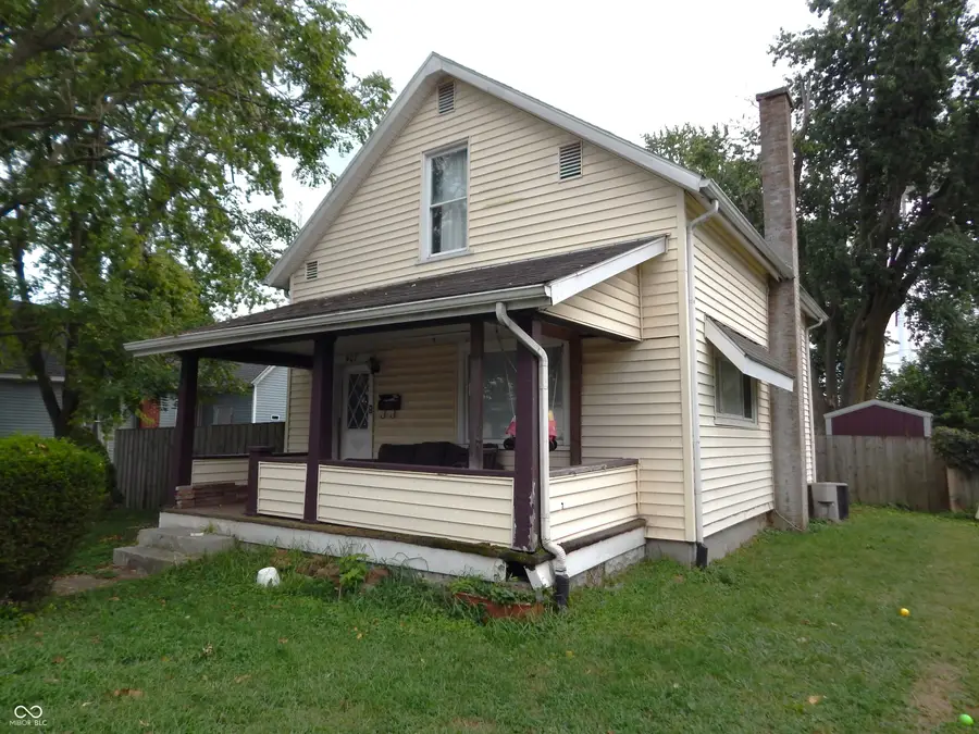 407 E College Street, Crawfordsville, IN 47933 - #3