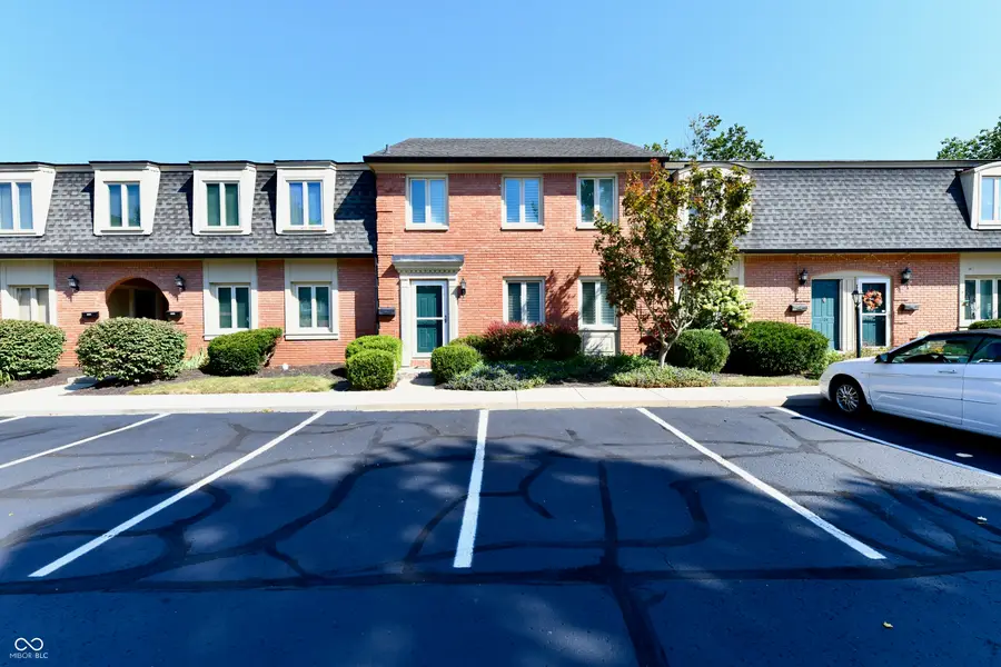1110 Canterbury N, Indianapolis, IN 46260 - #2