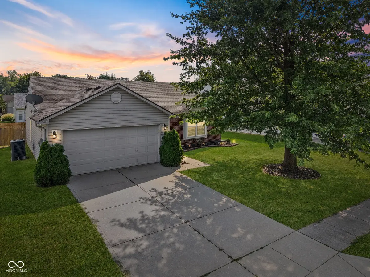9925 Cedarstone Lane, Avon, IN 46123 - #1