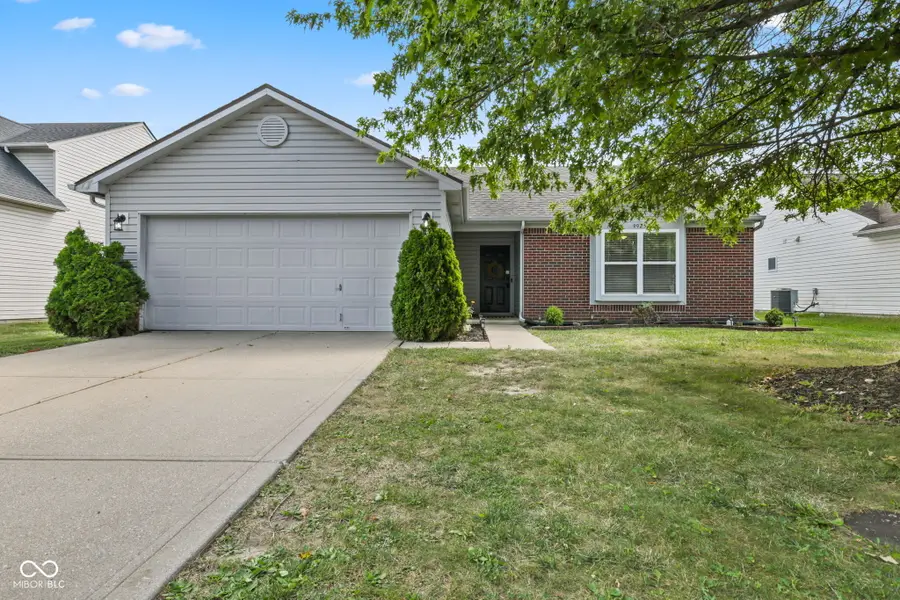 9925 Cedarstone Lane, Avon, IN 46123 - #2