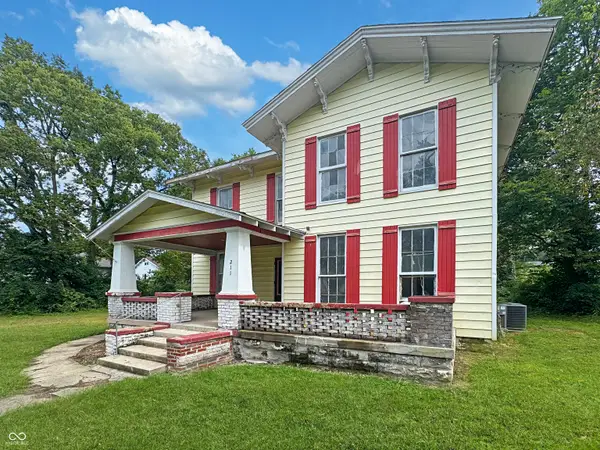 211 S Bloomington Street, Greencastle, IN 46135