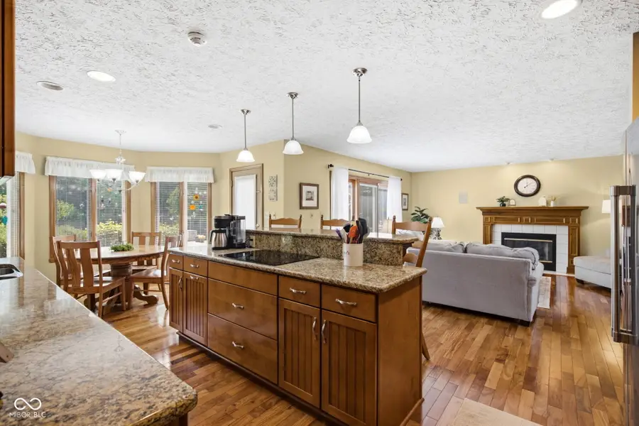 7101 Lakeside Woods Drive, Indianapolis, IN 46278 - #2