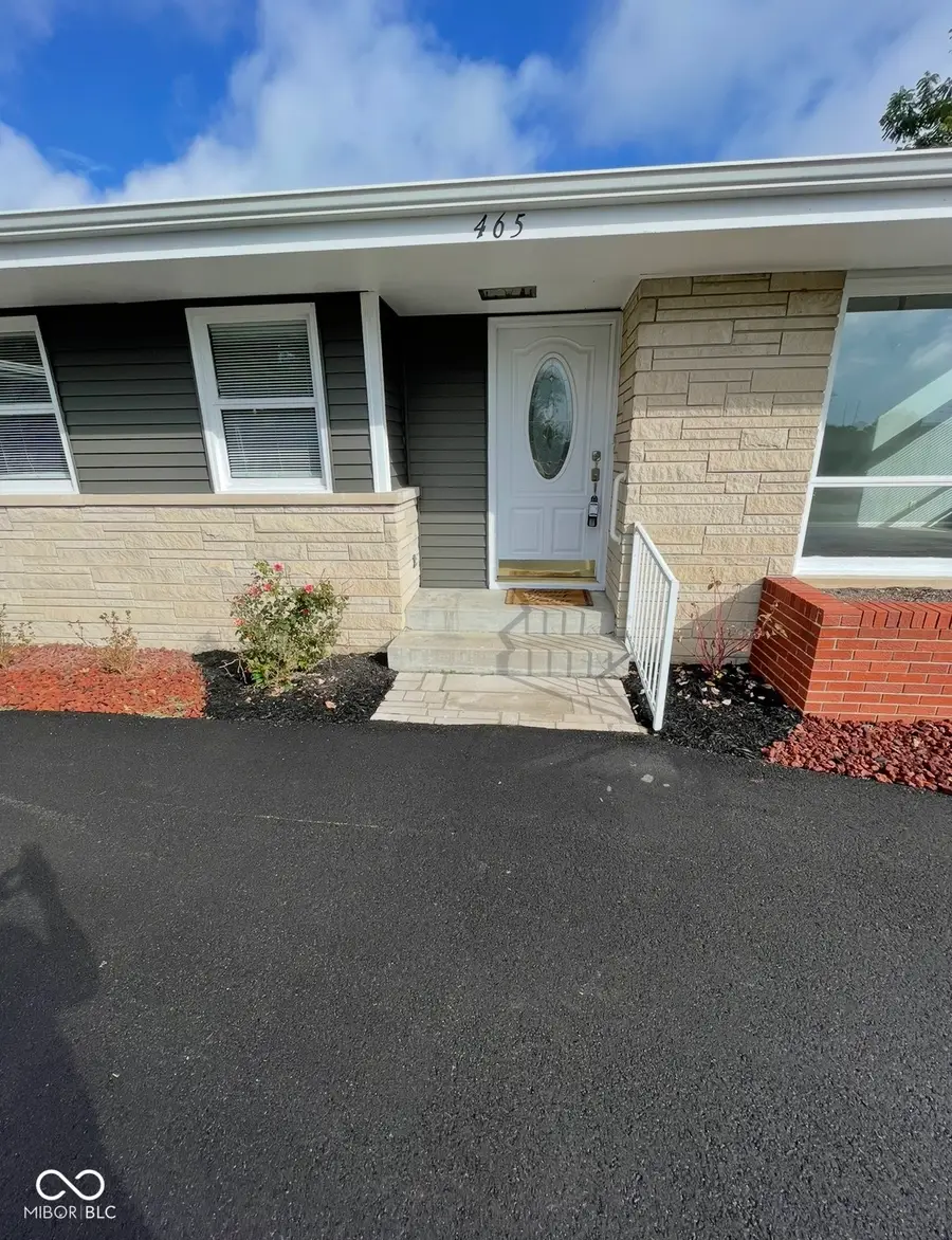465 Manor Drive, Seymour, IN 47274 - #2