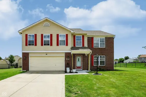 9625 Treyburn Lakes Drive, Indianapolis, IN 46239