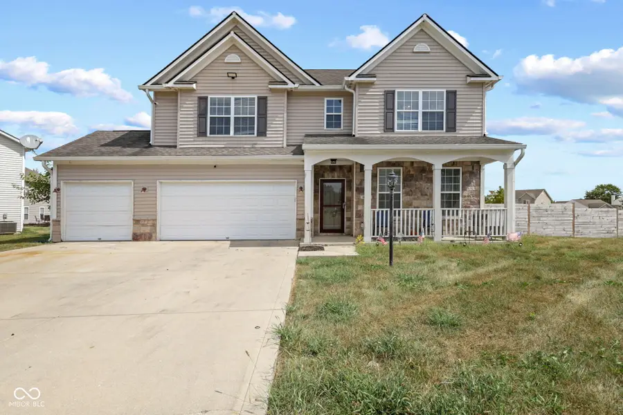 9471 Treyburn Lakes Drive, Indianapolis, IN 46239 - #2