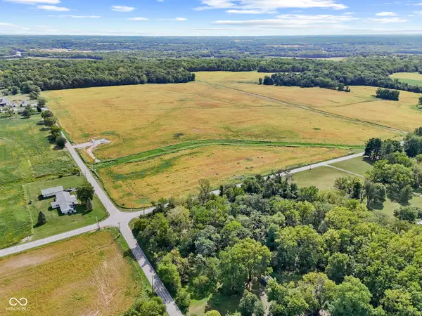 8968 N Kitchen Road, Mooresville, IN 46158