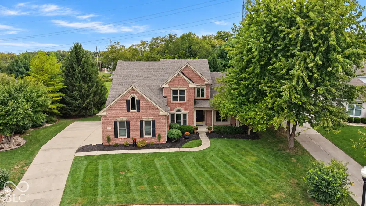 4210 Dartmoor Drive, Greenwood, IN 46143 - #1