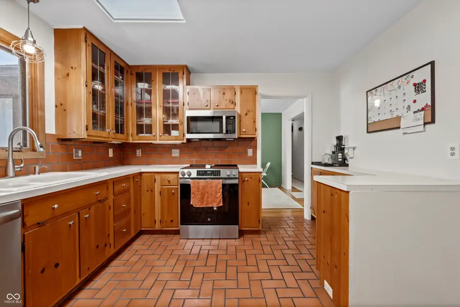 1610 Southview Drive, Indianapolis, IN 46227 - #2