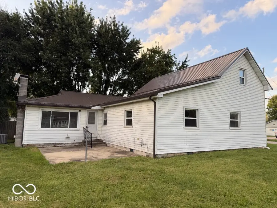212 S Mccarty Street, Fortville, IN 46040 - #3