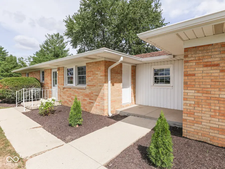 4051 N 400 Road W, Bargersville, IN 46106 - #3
