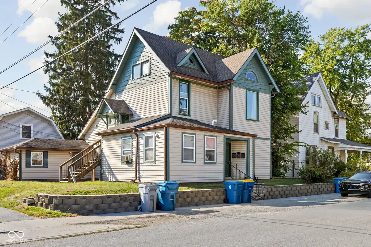 155 N 11th Street, Noblesville, IN 46060 - #1