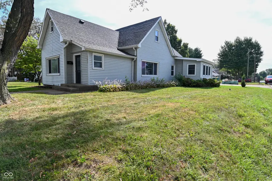 703 E Main Street, Plainfield, IN 46168 - #2