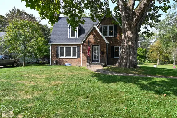 2212 Washington Street, Columbus, IN 47201