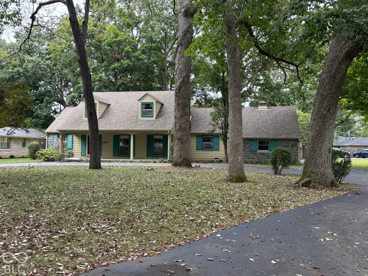 3211 Nugent Boulevard, Columbus, IN 47203 - #1