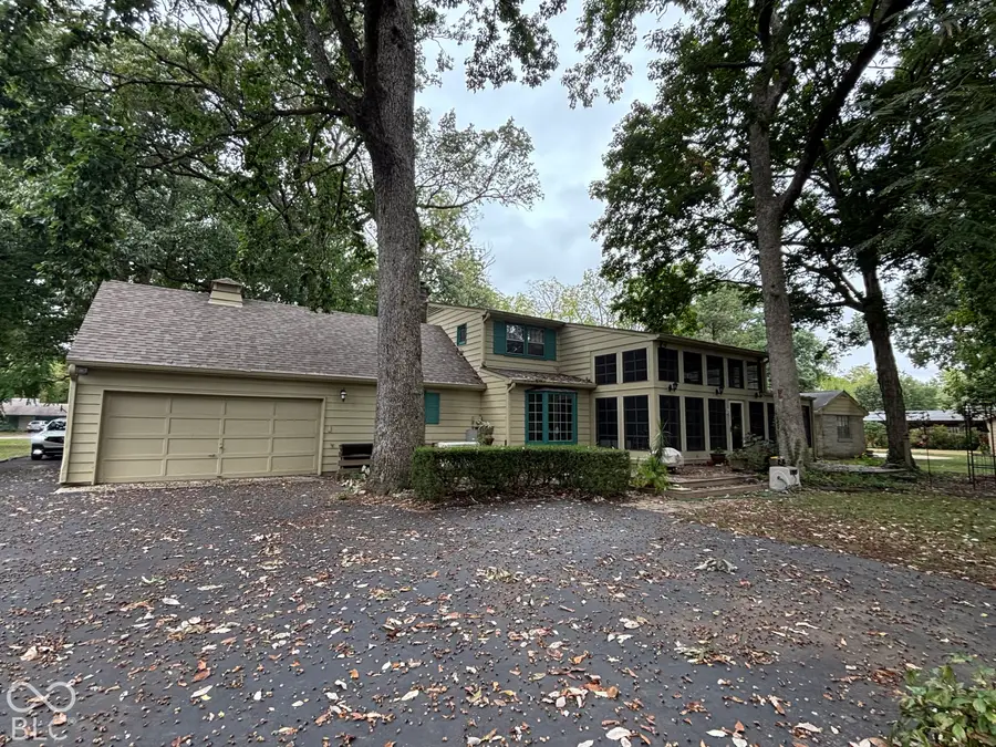3211 Nugent Boulevard, Columbus, IN 47203 - #3