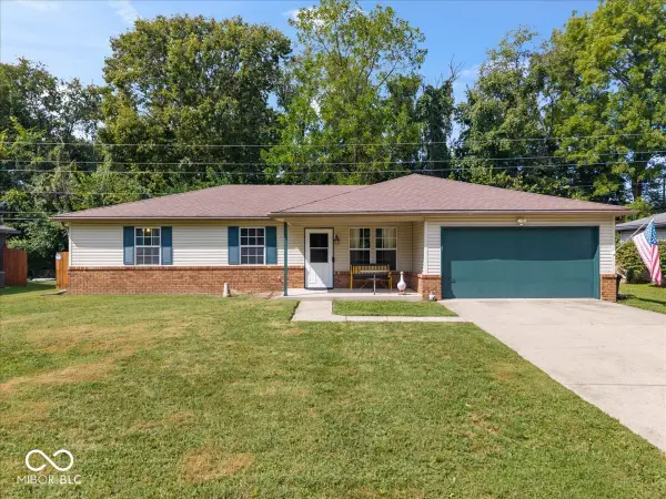 8632 Chessie Drive, Indianapolis, IN 46217