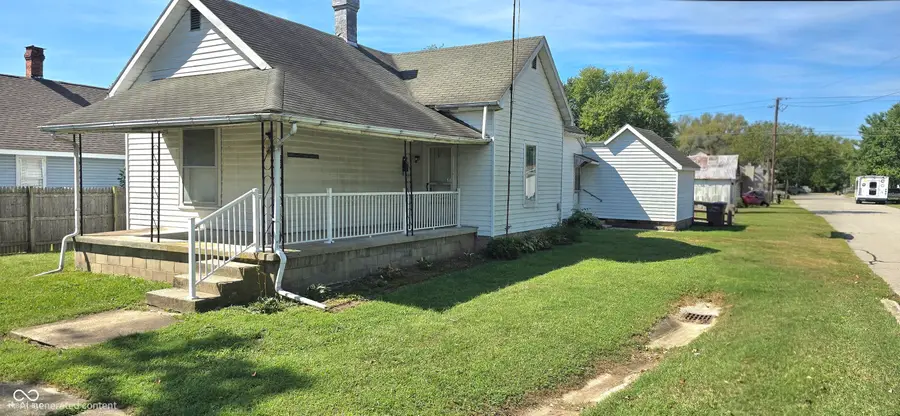 102 Jones St, Columbus, IN 47201 - #3