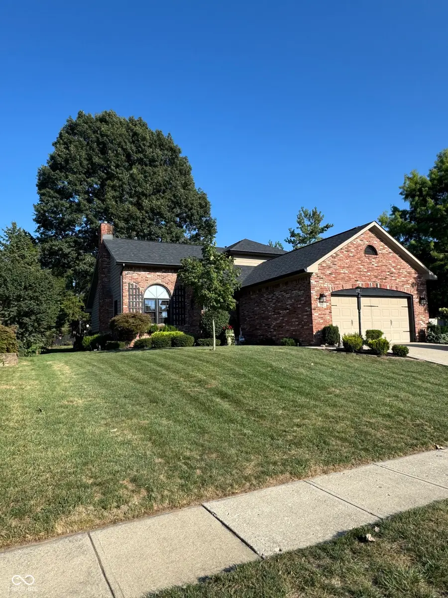 1267 Mount Brook Court, Greenwood, IN 46143 - #2