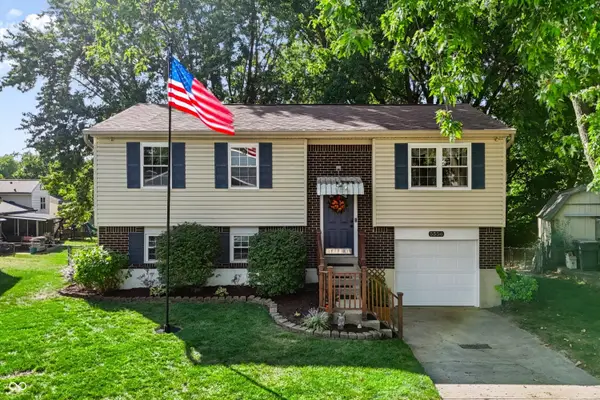 5556 Meckes Lane, Indianapolis, IN 46237